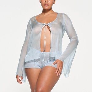 Skims 100% silk  Brand New with Tags – SOLD OUT & RARE